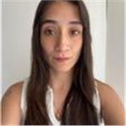 Profesora de Lectura con formación en Comunicación y Periodismo
