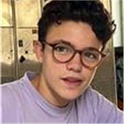 Quiero ser professor en Madrid.Que el trato sera muy bueno con los niños me preparé el temario con atención para que los ñinos aprendran bien