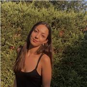 Sono una psicologa e offro lezioni di inglese e altre materie per bambini e studenti delle superiori, anche come tutor DSA e BES.