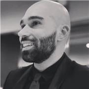 Insegnante per aiuto compiti e insegnante di materia scientifiche