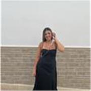 Soy una monitora de niños de ocio y tiempo libre, también me gusta ayudar a los niños en tareas y dudas en diferentes ambitos