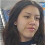 Estudiante de Marketing que tiene experiencia enseñando a niños de primaria