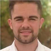 Soy estudiante de cuarto del grado de física.