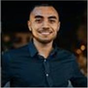 
Me defino como un profesor de inglés dinámico, especializado en enseñar a estudiantes de todos los niveles, niños y adultos.