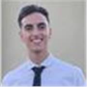 Insignante di Educazione fisica argentino con cittadinanza italiana apassionatto per i sport e allenatore di tenis