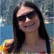 sono una ragazza di 23 anni che sta finendo gli studi in informatica all'università