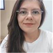 Professora de língua portuguesa, literatura e redação