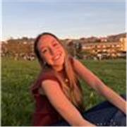 Acabo de acabar bachillerato de ciencias sociales con una buena media en Matemáticas ya que me encantan. Daria clases niño/as 