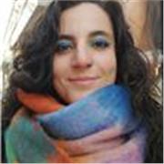 Profesora de inglés para niños y adolescentes. Mi método es creativo y muy enfocado a las habilidades particulares de la persona. 