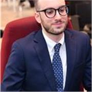 Offro lezioni private a studenti di scuola elementare e media, nonché supporto in materie di diritto