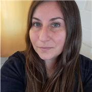 Profesora de lengua y literatura ofrece clases para preparación PAES