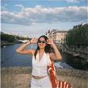 Curious, patient, and easy to talk to, I make learning Chinese feel natural and fun,