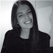 Sono Giada e ho 29 anni. Offro le mie conoscenze come insegnante di storia dell’arte, interior design e decorazione. Laureata all’Accademia in Decorazione e specialistica in Interior Design, progettazione e render. Esperienza da più di 4 anni nel mondo de