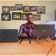 I tailor lessons, adapting to each student’s needs

