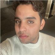 Je vais faire des cours de soutien aux enfants du primaire et je vais leur aide a faire leur devoirs