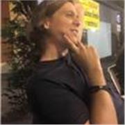 Maestro de primaria durante 20 años de profesión. Clases online para alumnos/as de cualquier nivel