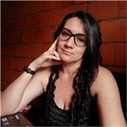 Docente Universitario en el área de expresión oral y escrita