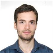 Compositore e pianista, Dottore di Ricerca, offre lezioni private