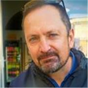 Experienced English teacher from London who can help you reach your language goals.