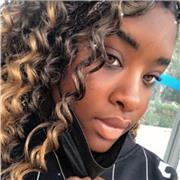 Joven titulado administración y finanzas doy clases particulares a los niños de todas las edades