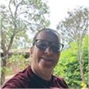 Professora com mais de 30 anos de experiência