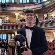 Profesor titulado de grado medio en fagot y motivado y con ganas de enseñar