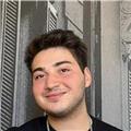 İstanbul'da her yaştan kimse için özel Matematik ve Ekonomi dersleri sunan YTÜ den mezun kimse