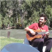 Profesor de música ofrece clases particulares de teoría musical,armonía y composición. Interpretación de guitarra y bajo todos los niveles y estilos. Introducción a piano clásico y contemporáneo