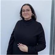 Maestra de infantil con titulación de máster en psicología 