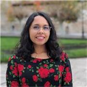 Profesora de Inglés, química y matemáticas para niños y adultos