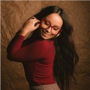 ¿Quieres aprender a Bailar?Feliz te ayudo!Bailarina profesional. Licenciada en Danza.Dime qué ritmo quieres y lo hacemos realidad