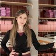 🌟 ¡Aprende idiomas o entrena tu cuerpo con una experta! 🌟
¿Buscas dominar un nuevo idioma desde casa o transformar tu bienestar físico de forma presencial? Con más de 10 años de experiencia en educación y fitness, te ofrezco un servicio integral y pers