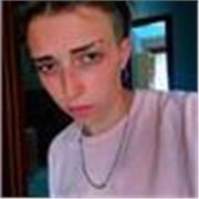 Ragazza neo diplomata a pieni voti in ragioneria con indirizzo linguistico (relazioni internazionali per il marketing), posso aiutare nello studio di tutte le materie per ragazzi delle medie, soprattutto lingue, e economia aziendale per ragazzi delle supe