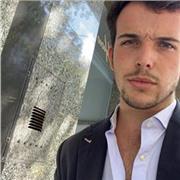 Estudiante de restauración da clases de cualquier asignatura técnico-artística