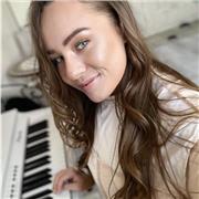 Dreaming to learn how to play piano? I’m here to help you!