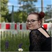 Deutsch-Tutorin, Grundschule und weiterführende Schulen