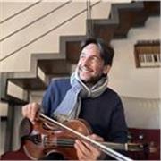 Professore di violino impartiace lezioni di vìolino corso avanzato preparazione ammissione Conservatorio