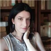 Laureata in Lettere Classiche offre lezioni di latino e greco