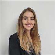 Profesora de idiomas y matemáticas con experiencia de primaria a universitarios y adultos