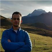 Entrenador Físico, educador Físico. Las clases van dirigidas a las poblaciones inscritas y que necesiten la orientación