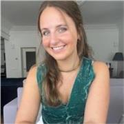 Licenciada en Física Teórica por Imperial College London. Con experiencia dando clases de matemáticas a alumnos de bachillerato. 