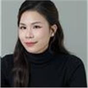 Englischtutor, der Lernende alle Altersgruppe -von der Grundschule über weiterführende Schulen unterrichtet. 