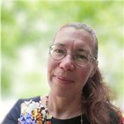 Science, Maths and English tutor with a PhD in Physics offering online lessons for children, teens and adults