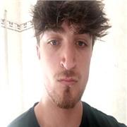 Soy un estudiante de ingeniería que tiene experiencia dando clases particulares de matemáticas a primaria, secundaria y bachiller.