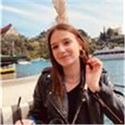 Offro lezioni private a bambini della scuola elementare e ai ragazzi delle scuole medie adattandole alle loro esigenze