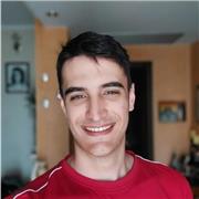 Laureato in informatica. Passione e disponibilità sono la chiave per una forte coesione con i genitore e i ragazzi. Professionista