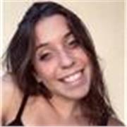 sono una ragazza universitaria alla IULM a Milano. Ho studiato per 6 mesi in Canada e ora sto frequentando l’università in lingua inglese