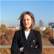 English tutor with extensive experience, having graduated from the London School of Economics (LSE). 