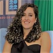 Profesora de apoyo escolar en escritura, ciencias sociales, paz y ciencias jurídicas