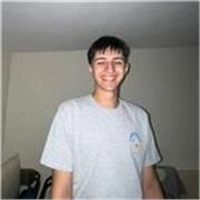 Estudiante de licenciatura en ciencias fisicas imparte clases a todas las edades